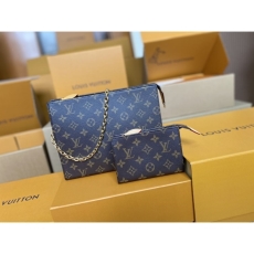 LV Clutch Bags